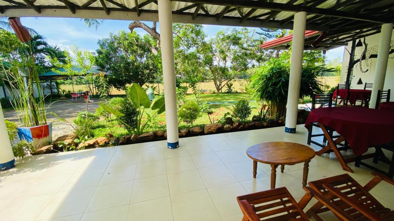 Owin Rose Yala Safari Hotel Тиссамахарама Экстерьер фото